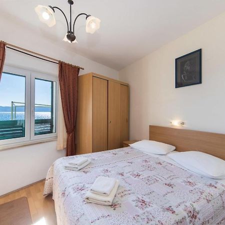 Apartments Dominko Brist Exterior foto