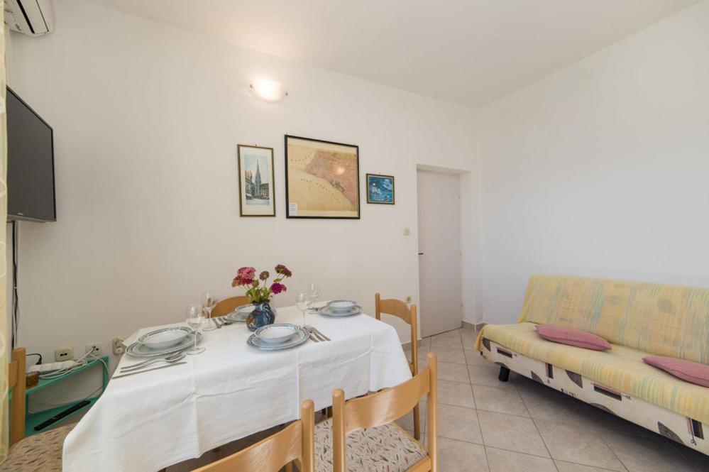 Apartments Dominko Brist Exterior foto