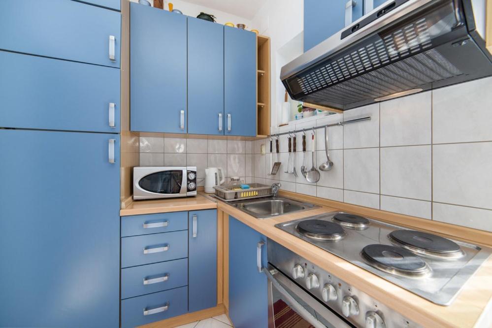 Apartments Dominko Brist Exterior foto